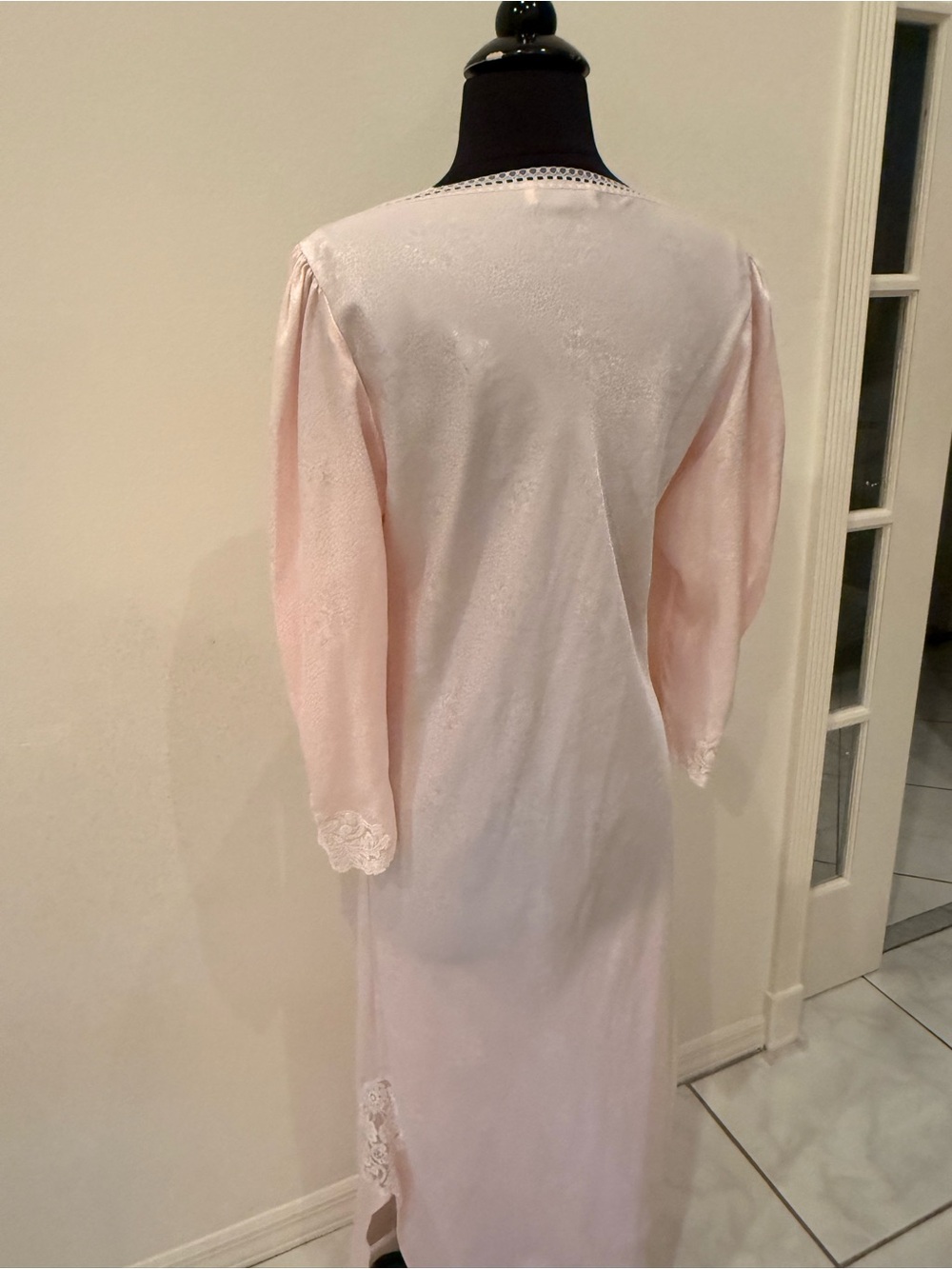 CHRISTIAN DIOR Vintage Lace Trim Pink Nightgown Lingerie Slip Dress Négligée M - Picture 12 of 16